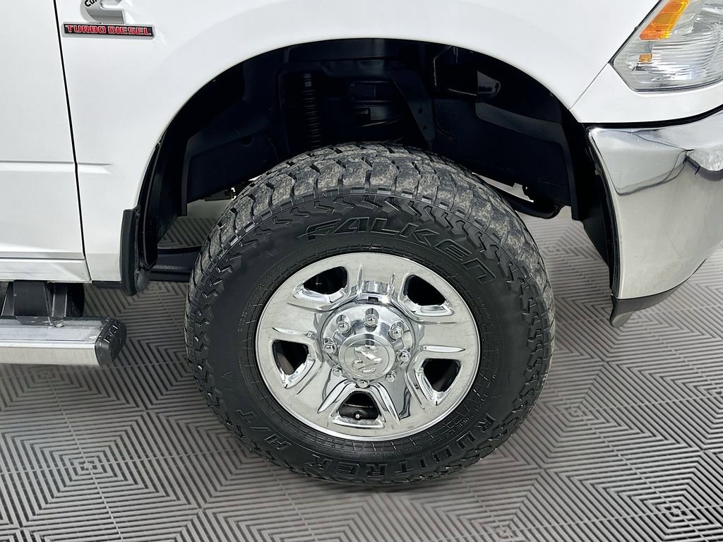 Used 2016 RAM 3500 Tradesman w/ Chrome Appearance Group AWD/4WD image 16