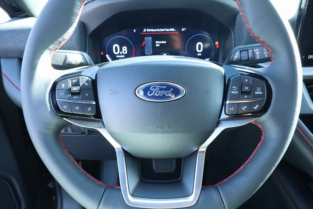 New 2026 Ford Explorer ST-Line w/ ST-Line Street Pack image 3