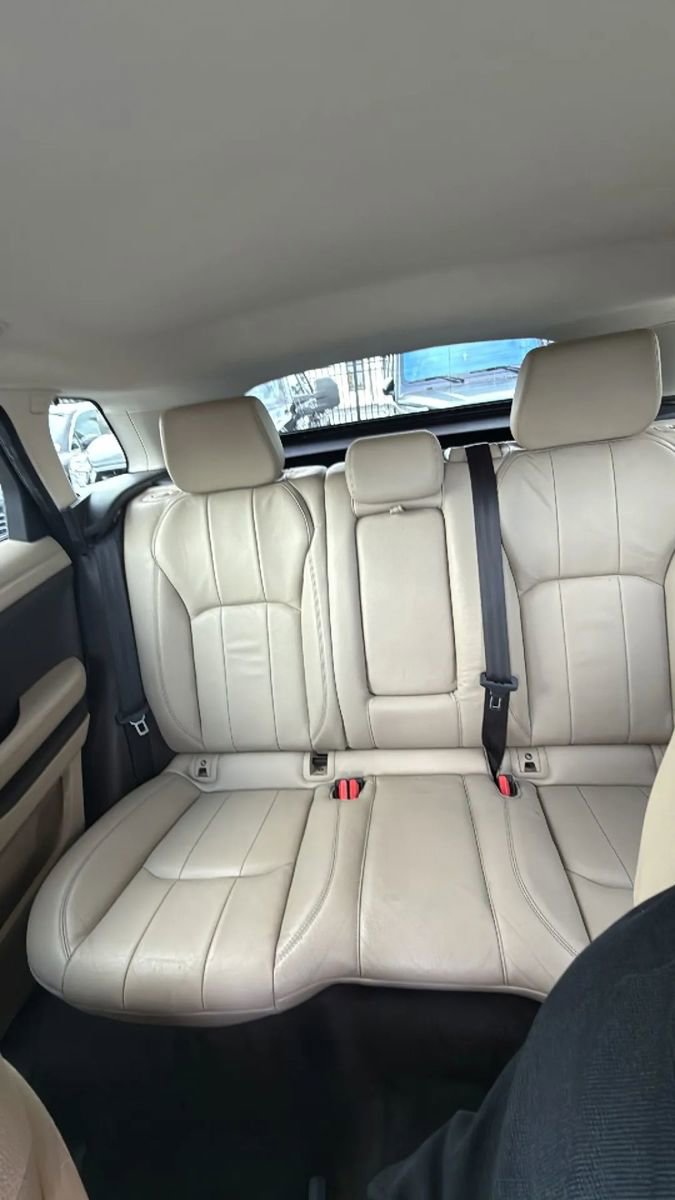 Used 2019 Land Rover Range Rover Evoque SE Premium image 47