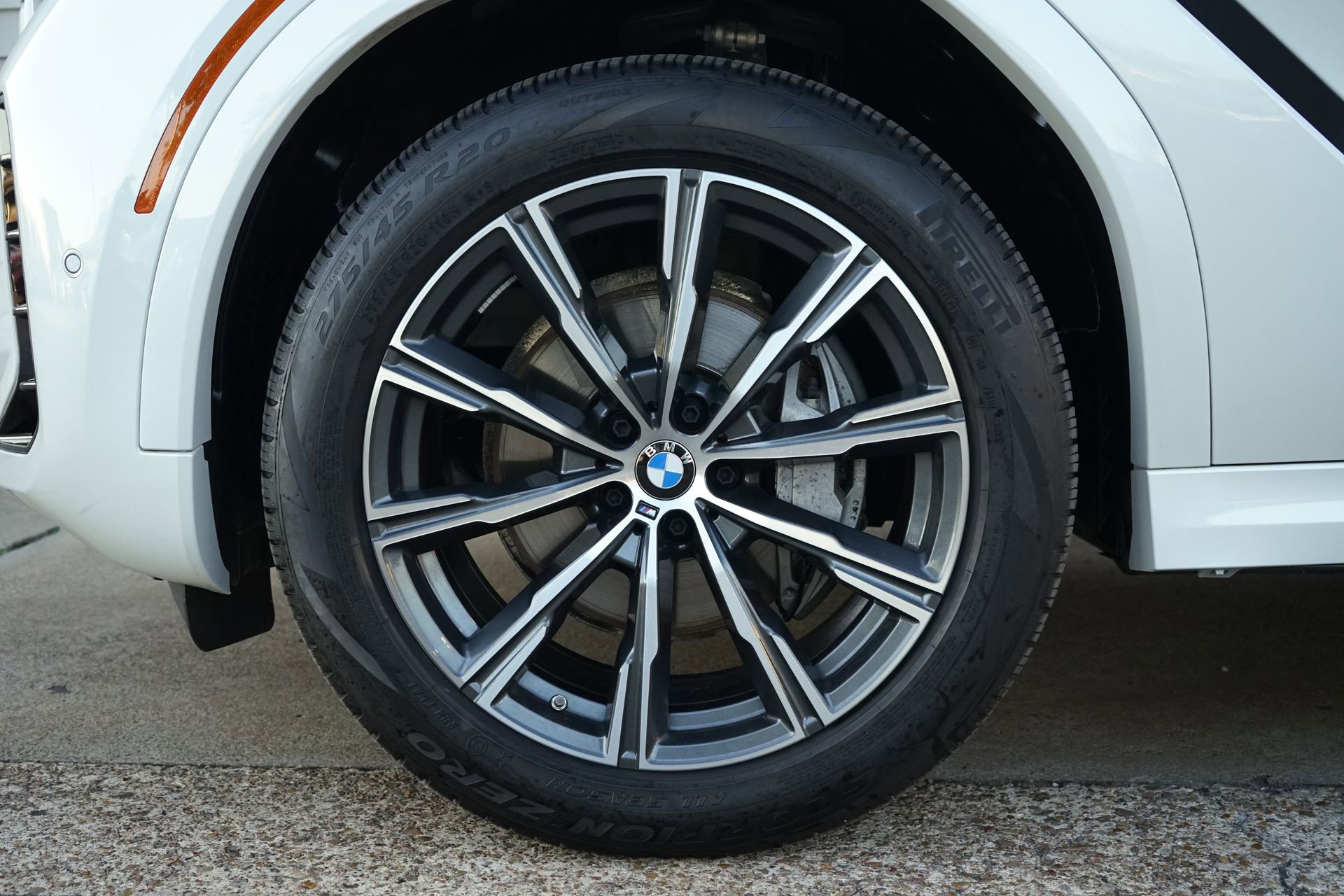 Used 2026 BMW X6 xDrive40i image 32