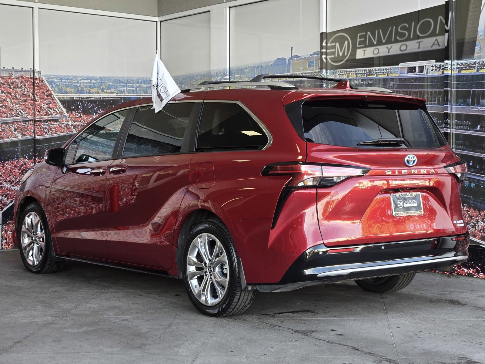 Certified 2022 Toyota Sienna Platinum image 6