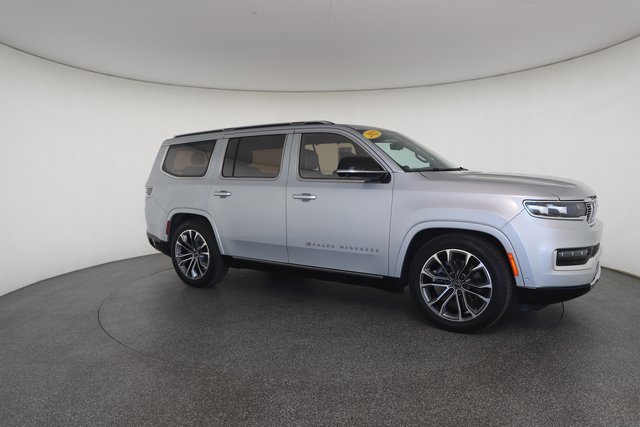 Used 2023 Jeep Grand Wagoneer Series III image 25