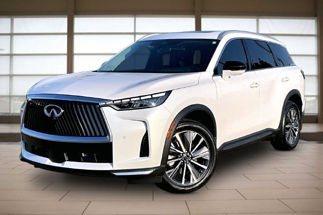 Used 2027 INFINITI QX60 Luxe w/ Cargo Package