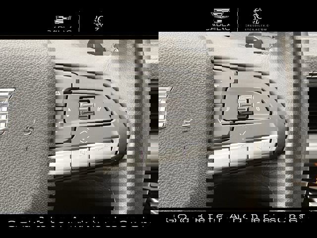 Certified 2025 Cadillac XT4 Premium Luxury FWD image 18