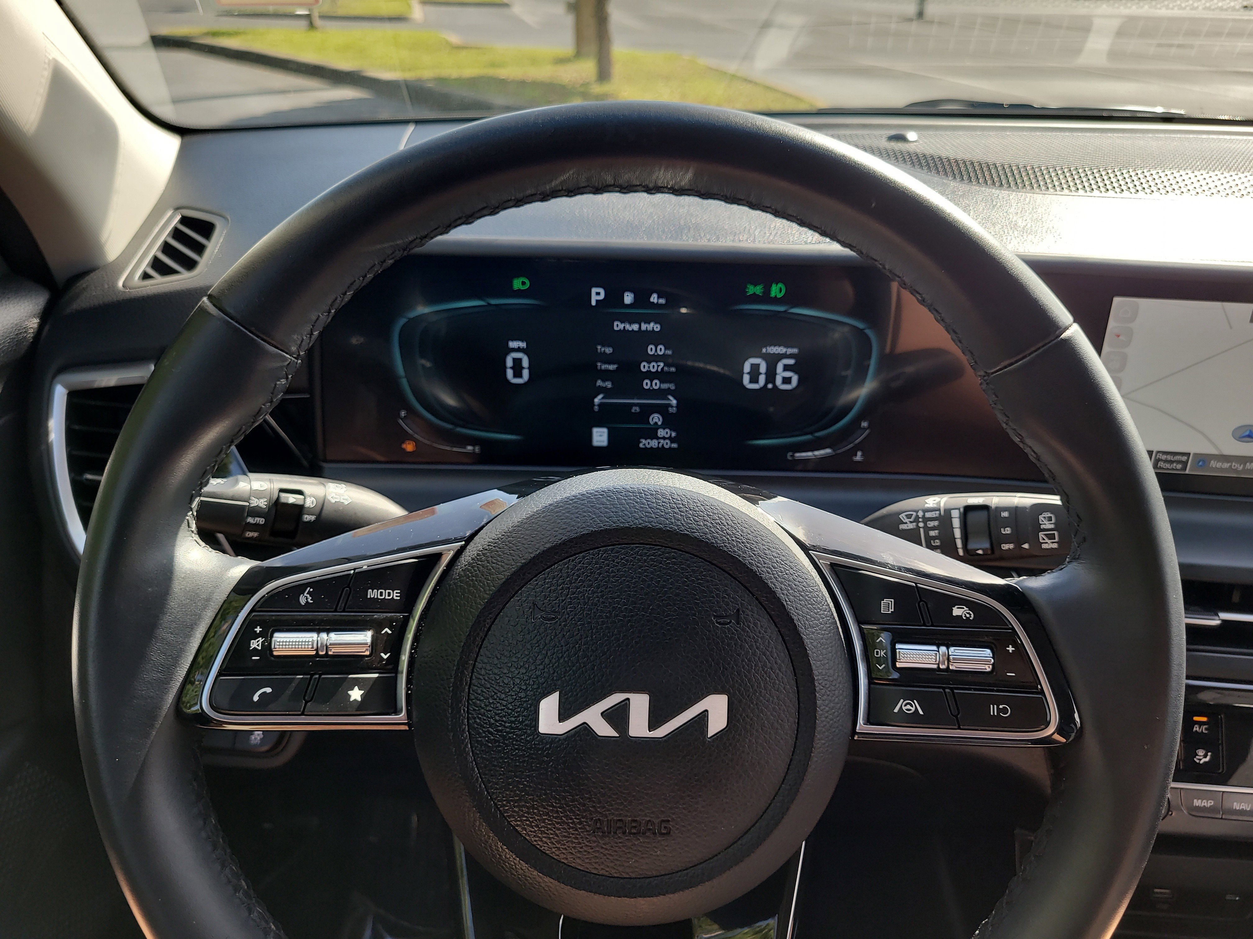 Used 2025 Kia Seltos S image 28