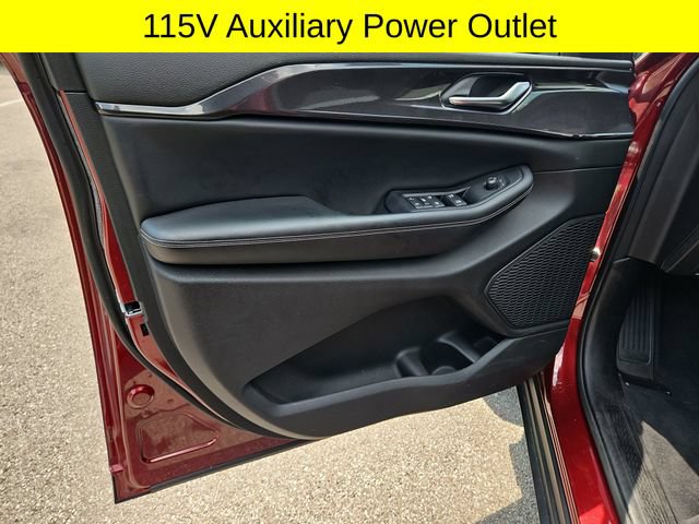 Certified 2023 Jeep Grand Cherokee L Laredo w/ Luxury Tech Group I AWD/4WD image 21