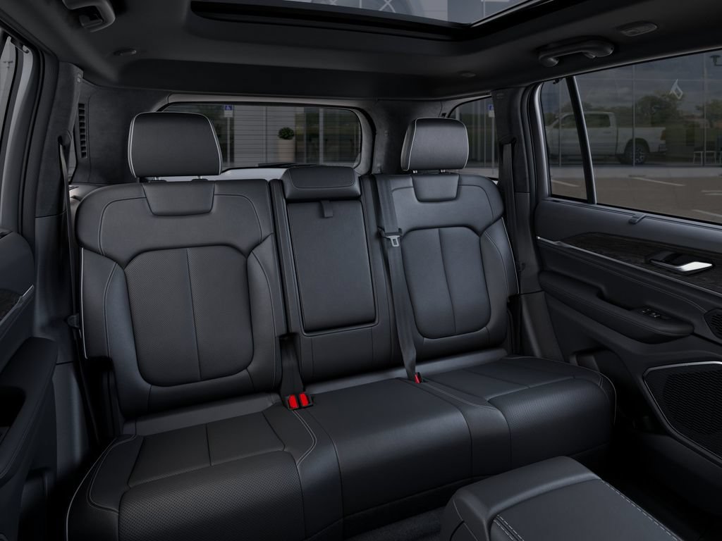New 2025 Jeep Grand Cherokee Overland w/ Adv Protech Group III AWD/4WD image 16