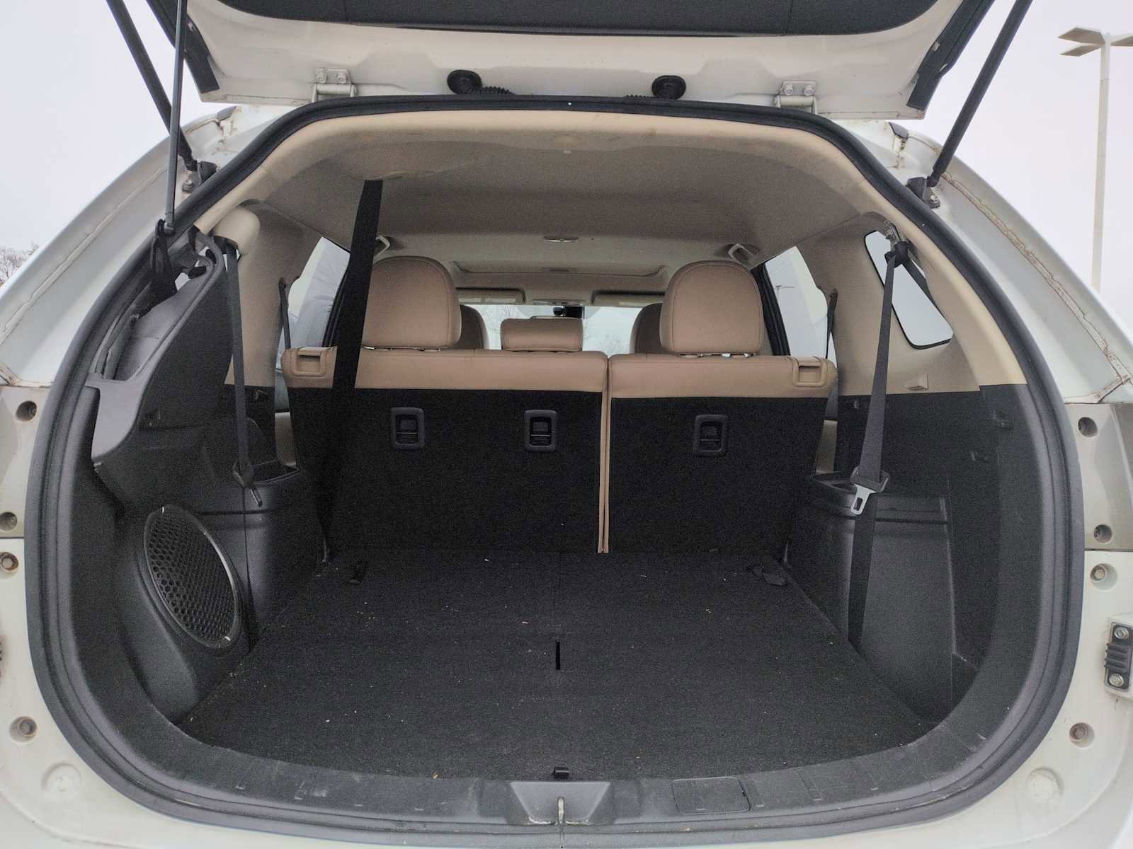 Used 2014 Mitsubishi Outlander SE image 32