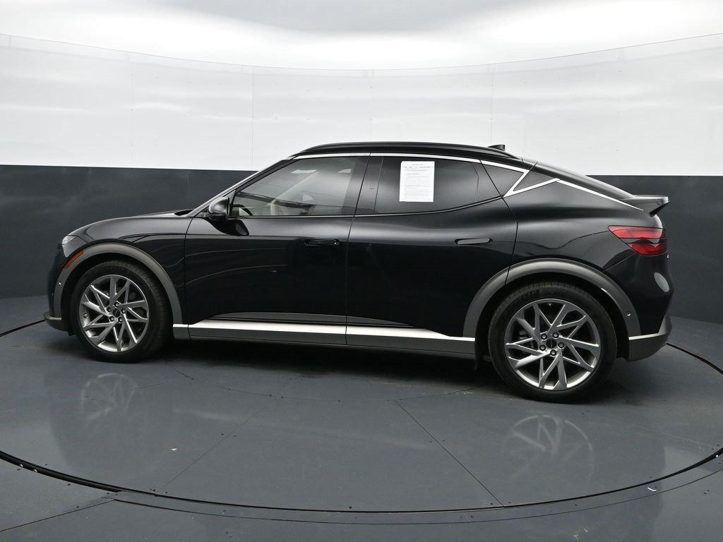 Used 2025 Genesis GV60 Advanced AWD/4WD image 4
