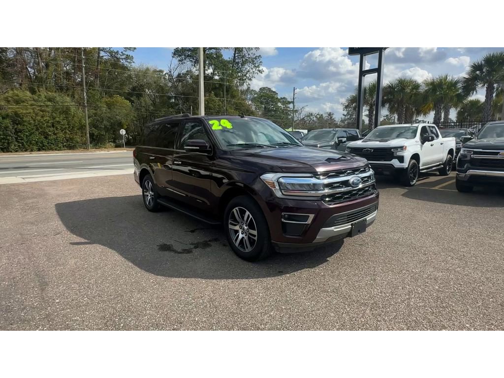 Used 2024 Ford Expedition Limited image 8