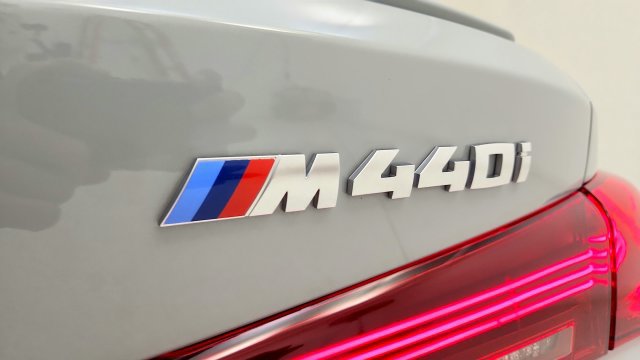 Used 2026 BMW M440i Coupe RWD image 32