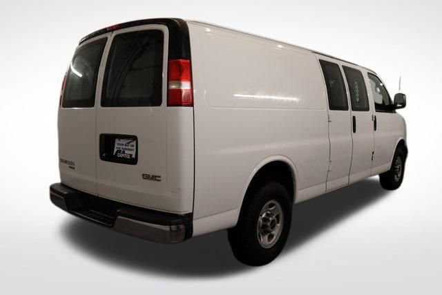 Used 2015 GMC Savana 2500 Extended w/ Chrome Appearance Package image 2