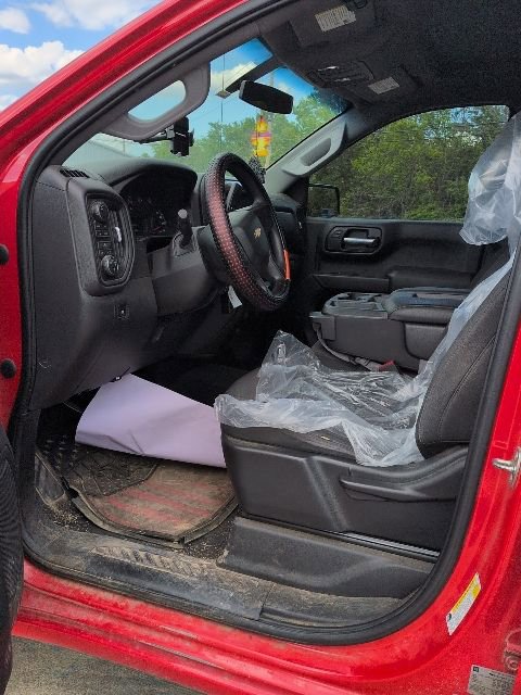 Used 2020 Chevrolet Silverado 1500 Custom w/ Custom Value Package image 8