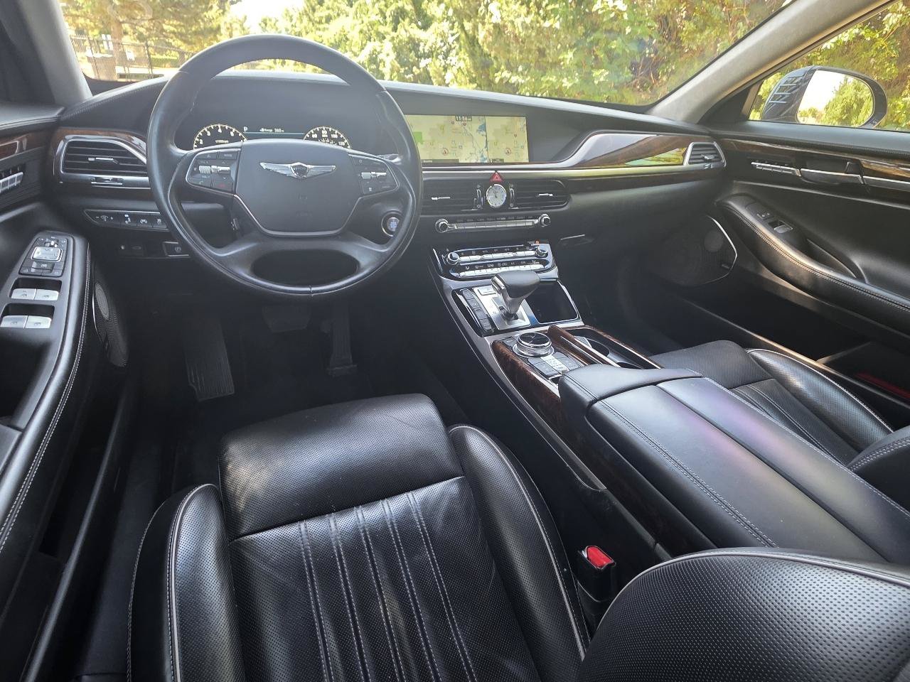 Used 2018 Genesis G90 5.0 Ultimate AWD/4WD image 14