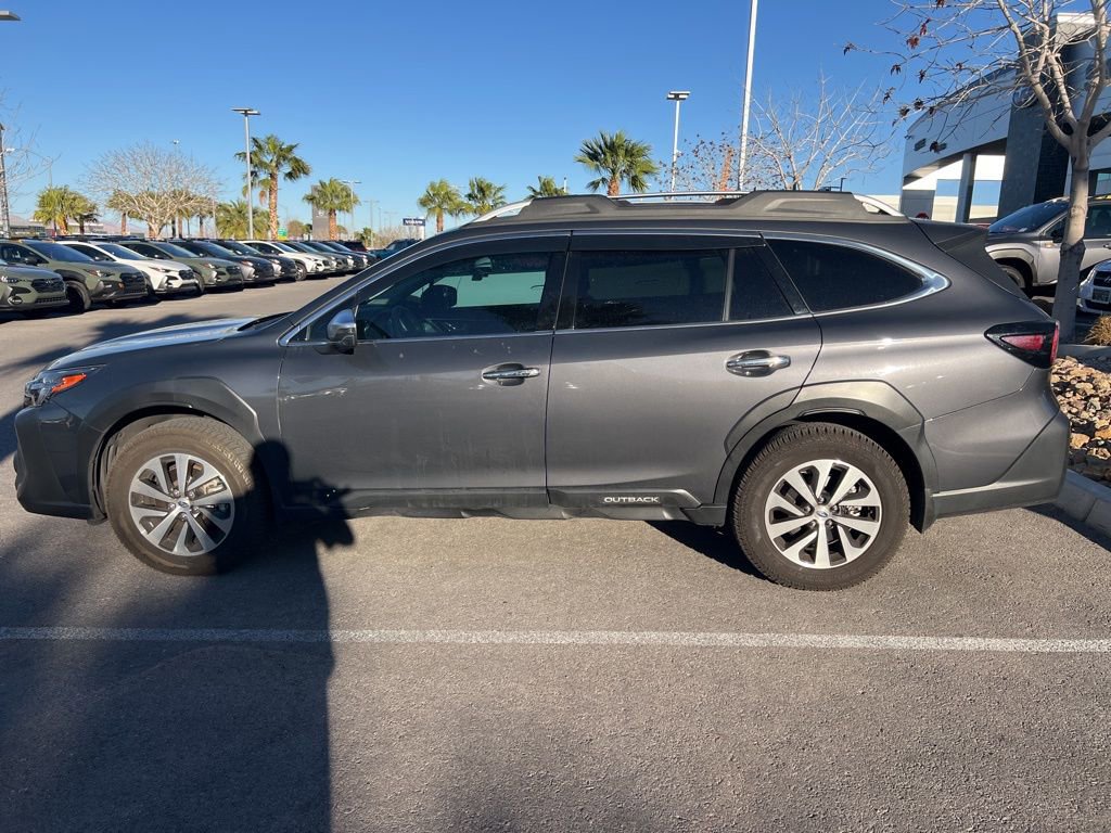 Used 2023 Subaru Outback Touring XT image 8