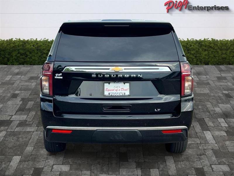 Used 2022 Chevrolet Suburban LT RWD image 9