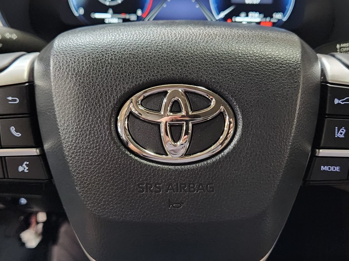 Used 2023 Toyota Highlander Platinum FWD image 49