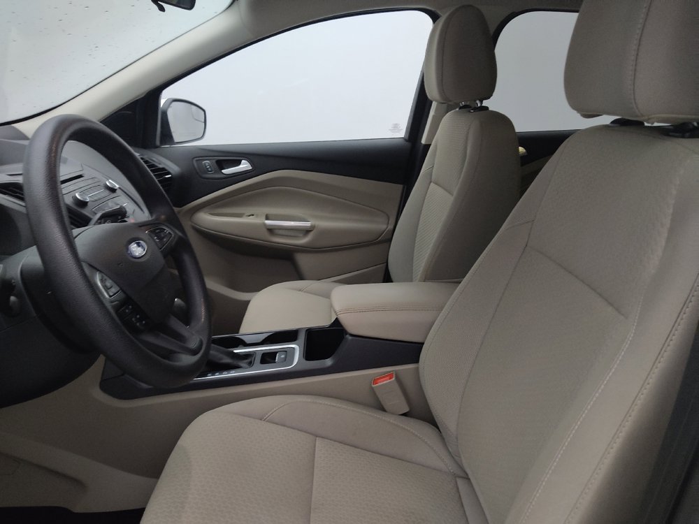 Used 2017 Ford Escape SE FWD image 17