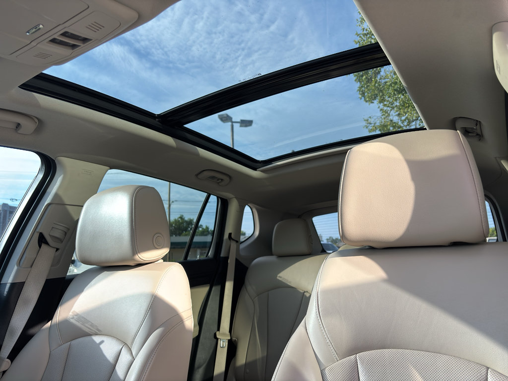 Used 2020 Buick Envision Premium AWD/4WD image 17