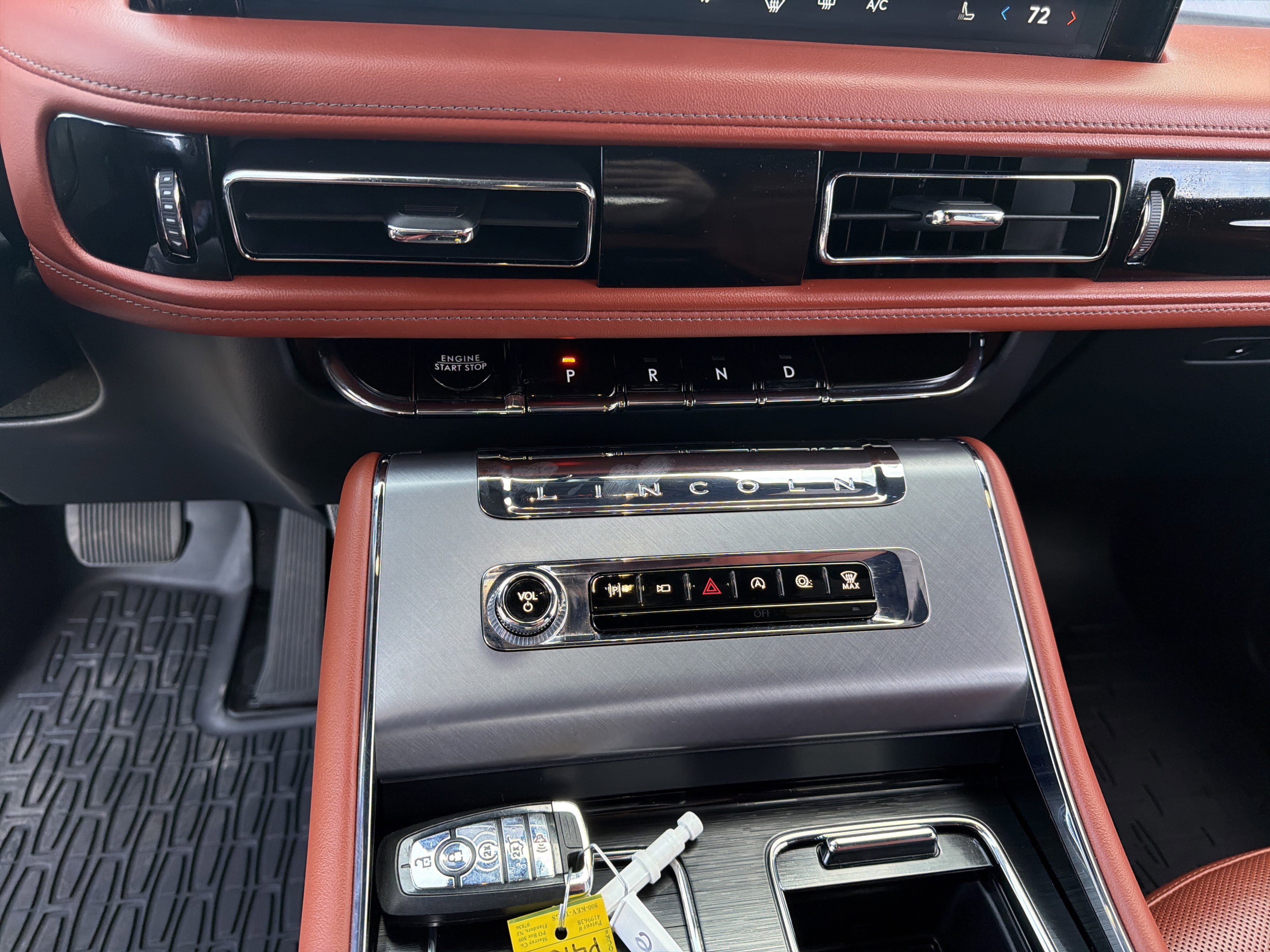 Used 2025 Lincoln Aviator Reserve w/ Jet Appearance Package image 62