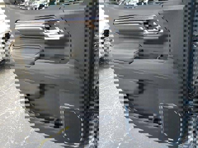 New 2026 GMC Sierra 1500 Elevation w/ Elevation Premium Package image 13