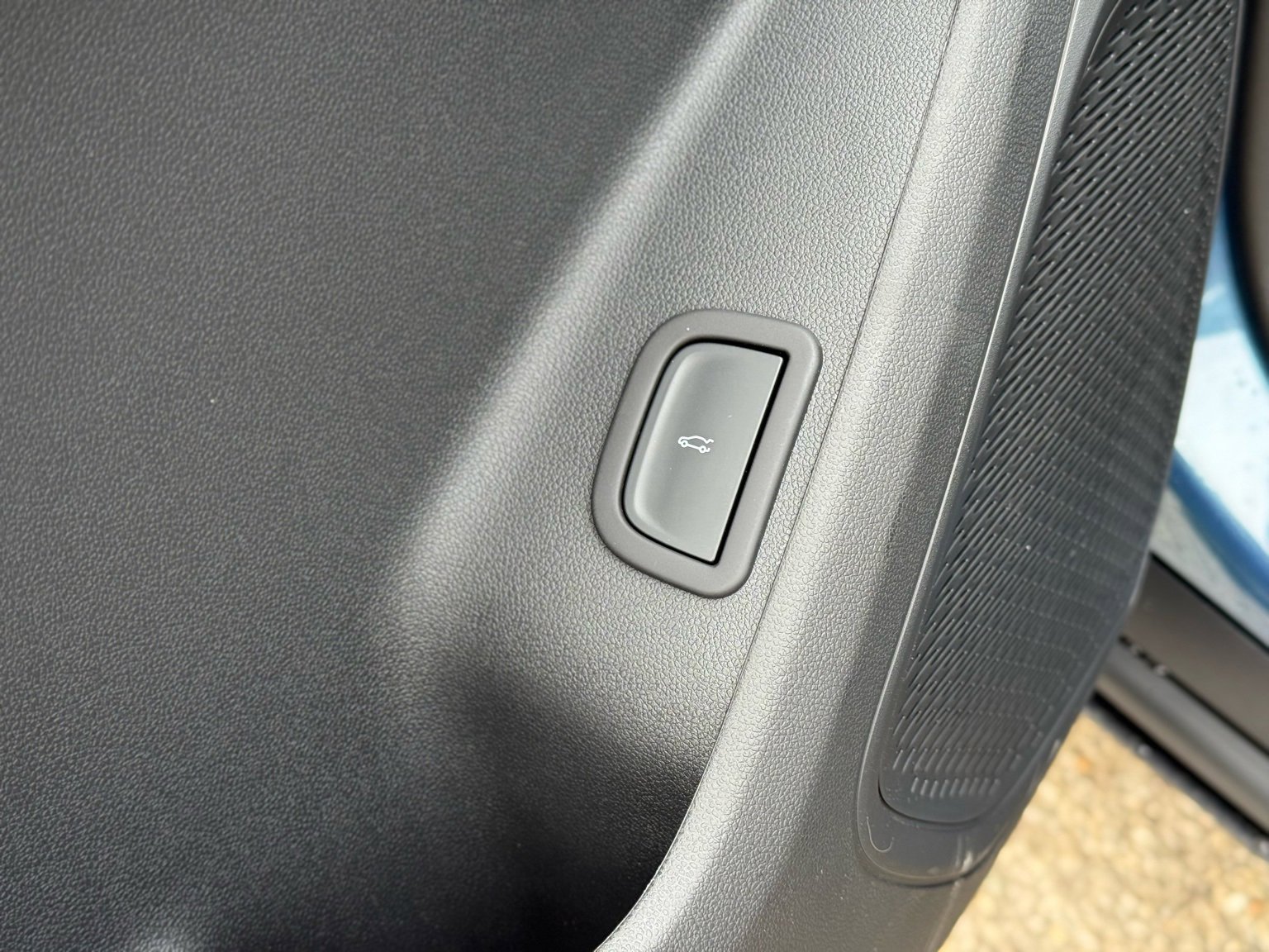 New 2026 Chevrolet Traverse LT image 16