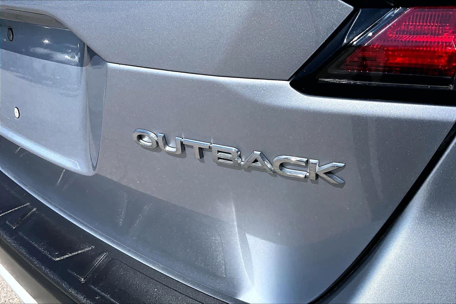 Used 2021 Subaru Outback Limited w/ Popular Package #2 AWD/4WD image 10