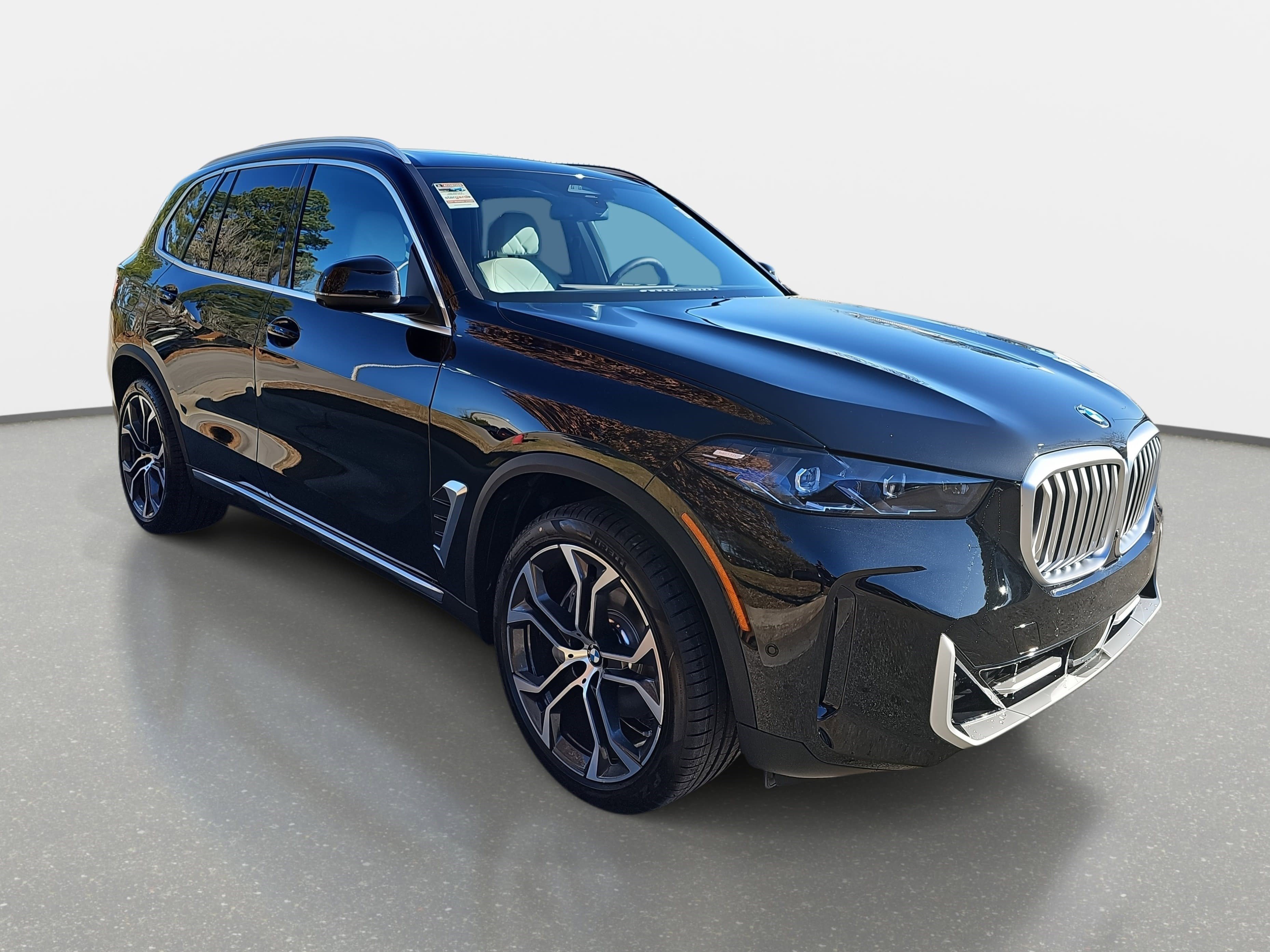 New 2026 BMW X5 xDrive40i w/ Climate Comfort Package image 3