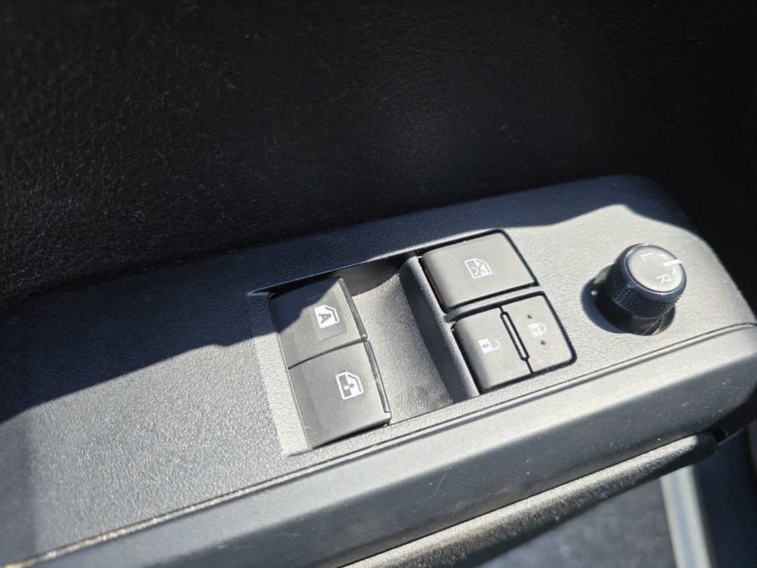 Used 2022 Toyota Tacoma SR w/ SX Package AWD/4WD image 19