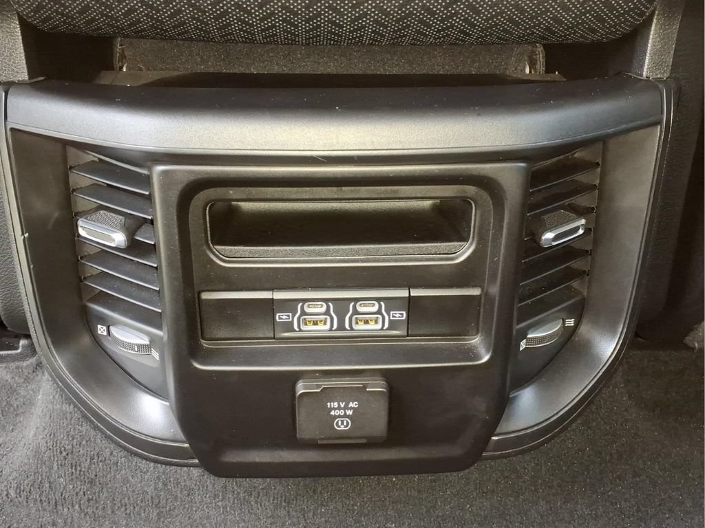Used 2023 RAM 1500 Laramie AWD/4WD image 29