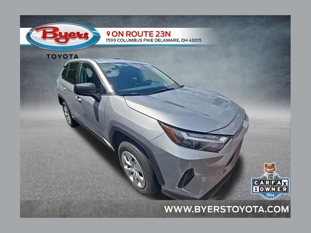 Used 2025 Toyota RAV4 LE AWD/4WD image 1