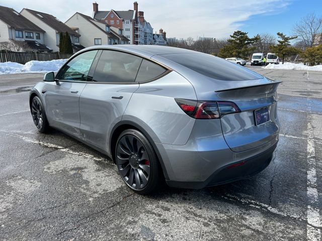 Used 2024 Tesla Model Y Performance image 7