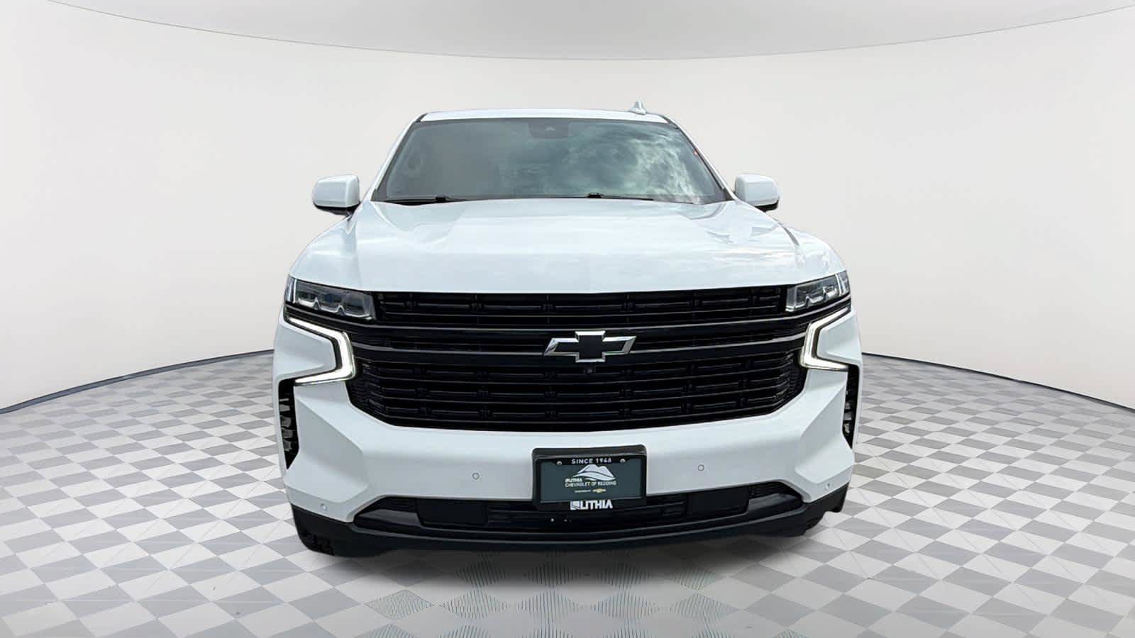 Used 2023 Chevrolet Tahoe RST w/ Luxury Package AWD/4WD image 2