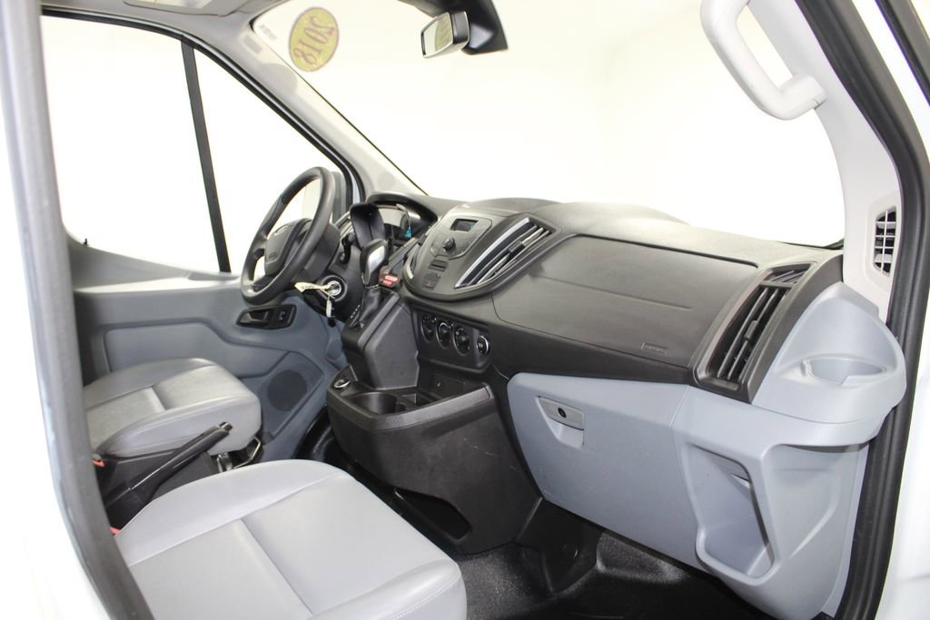 Used 2018 Ford Transit 350 XL image 27