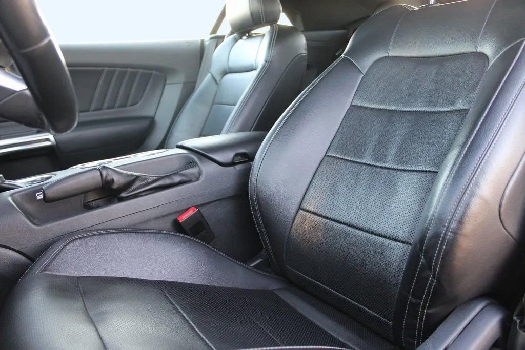 Used 2023 Ford Mustang Premium image 11