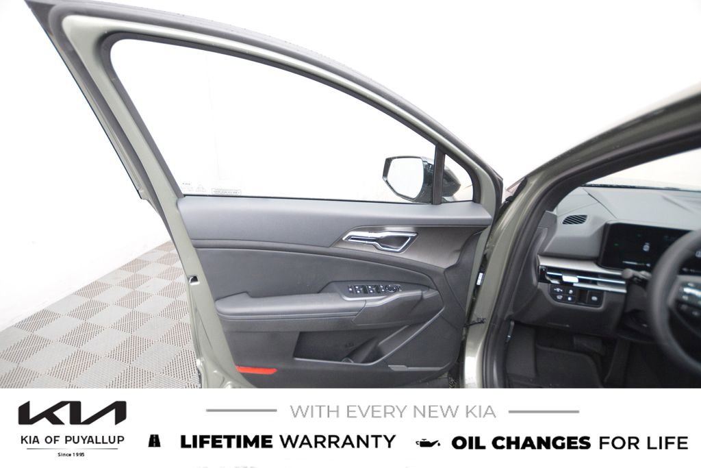 New 2026 Kia Sportage X-Line image 9