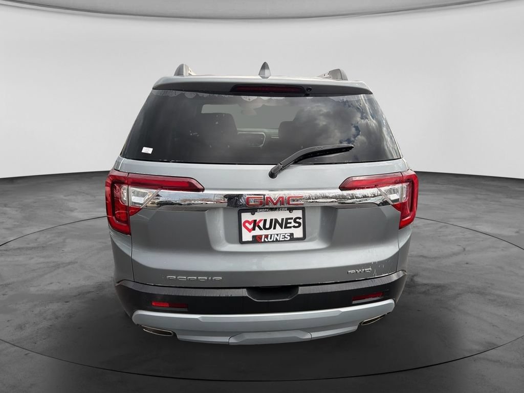 Used 2023 GMC Acadia SLT AWD/4WD image 9