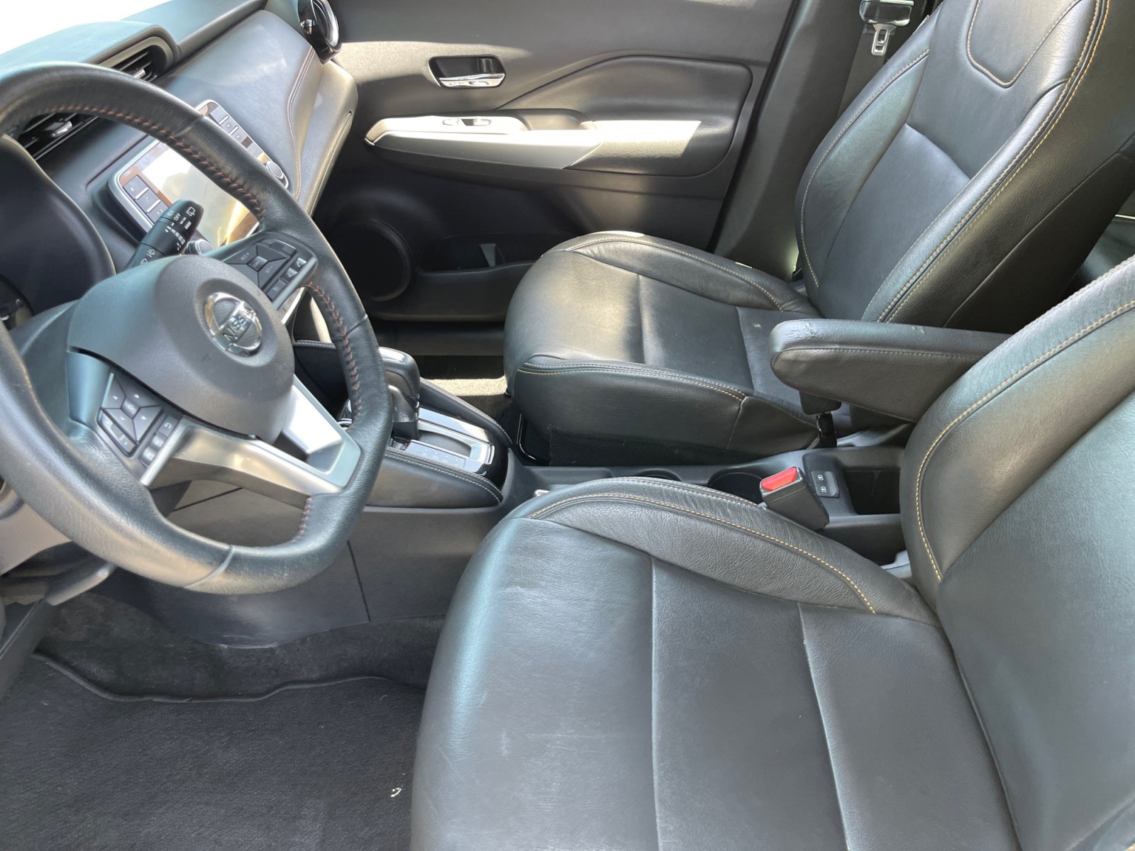 Used 2020 Nissan Kicks SR FWD image 14