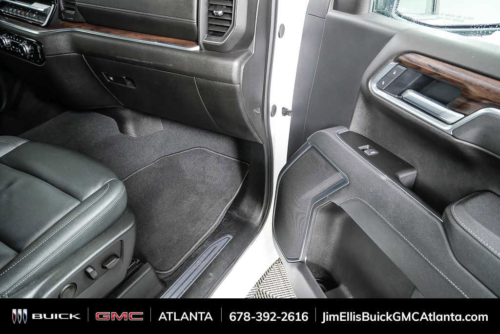 Used 2025 GMC Sierra 1500 SLT AWD/4WD image 23