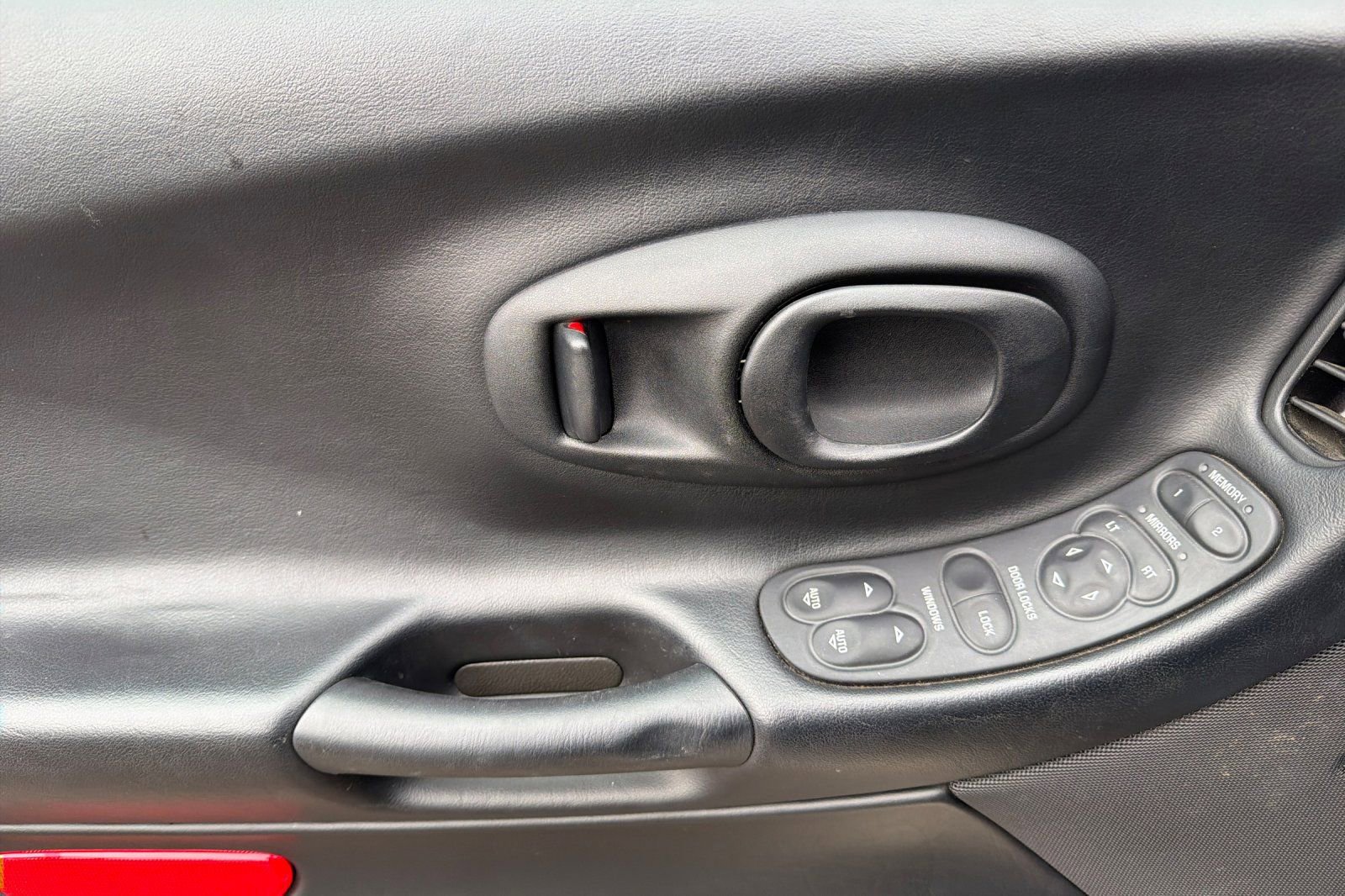 Used 2003 Chevrolet Corvette Convertible w/ Preferred Equipment Group1 image 11