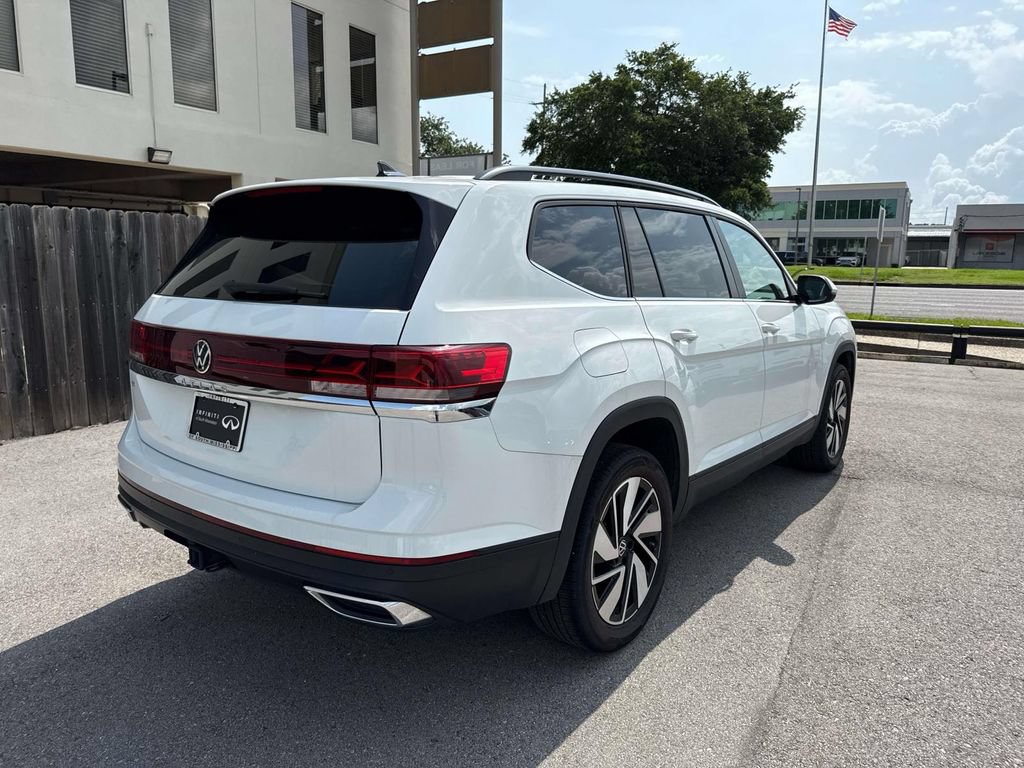 Used 2025 Volkswagen Atlas SE FWD image 7