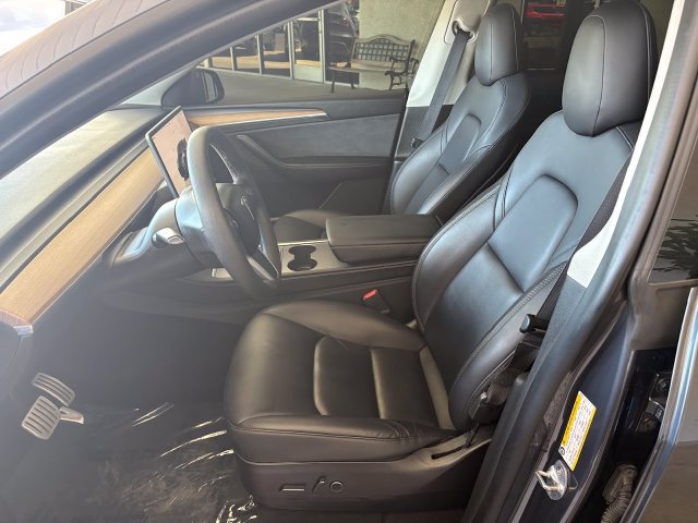 Used 2022 Tesla Model Y Performance AWD/4WD image 14