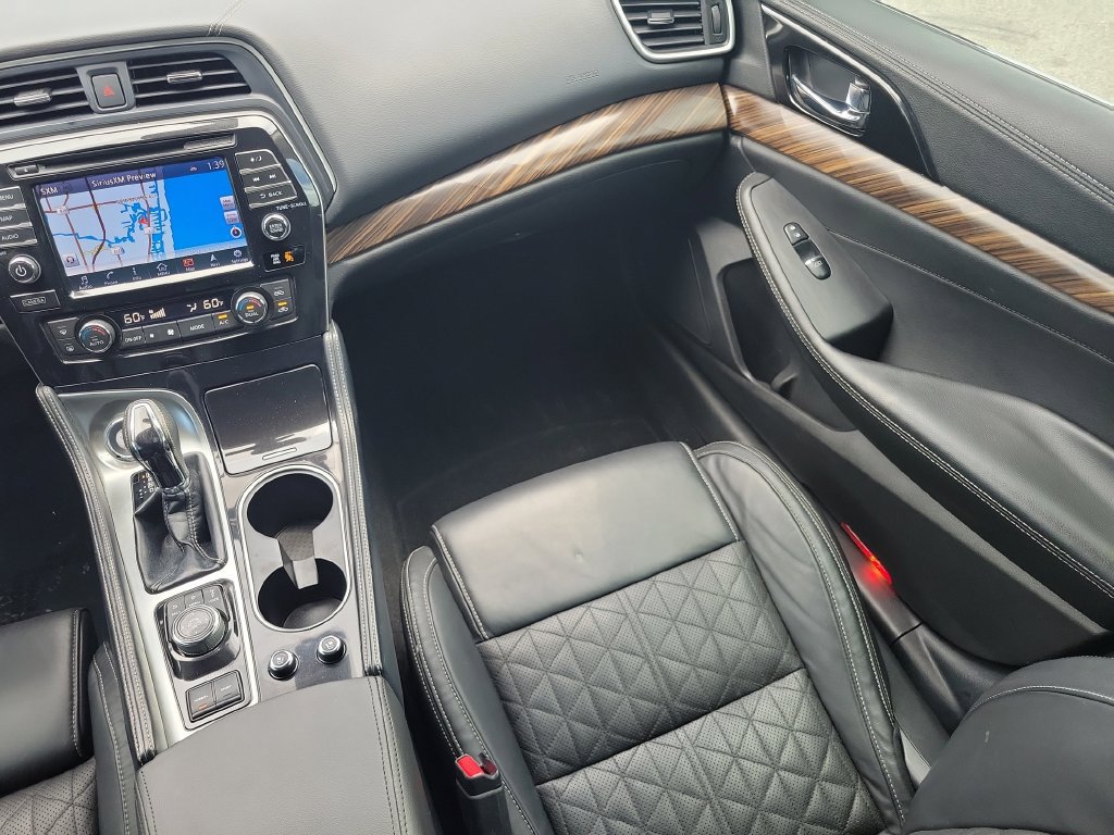 Used 2017 Nissan Maxima Platinum FWD image 22
