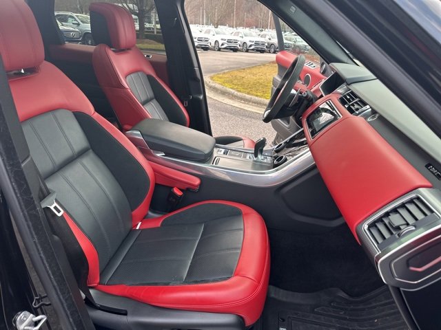 Used 2022 Land Rover Range Rover Sport HST image 19