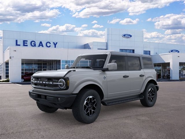 New 2026 Ford Bronco Outer Banks AWD/4WD image 1