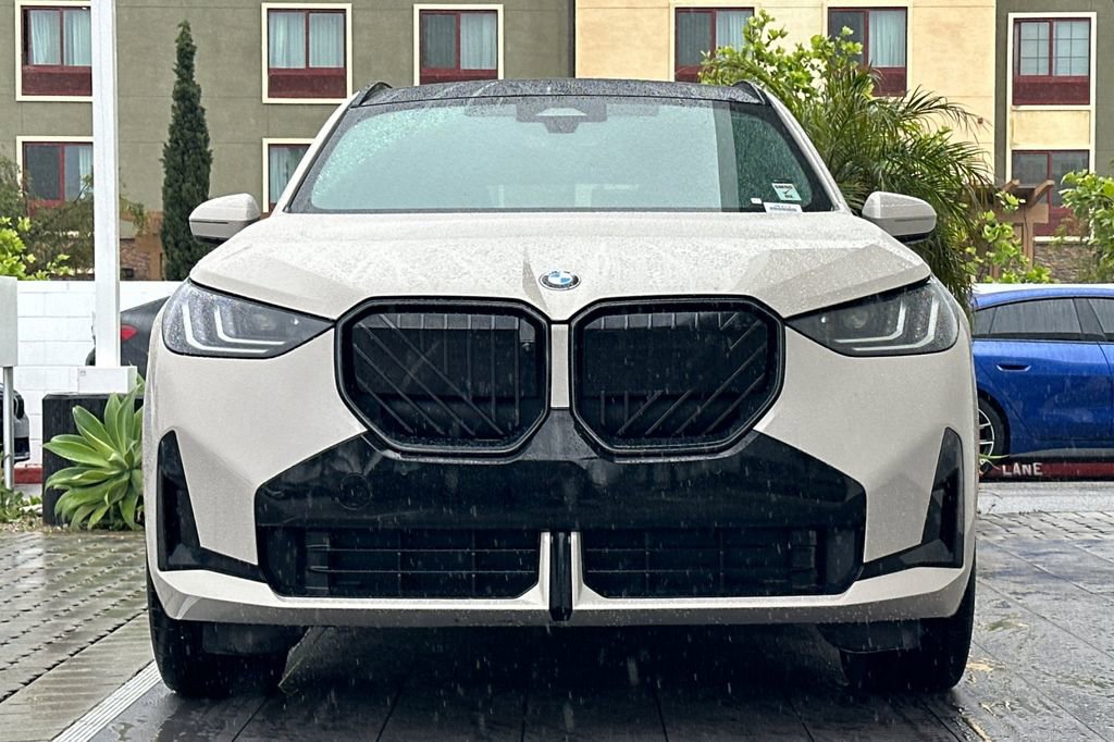 Used 2025 BMW X3 xDrive30i w/ Premium Package AWD/4WD image 8