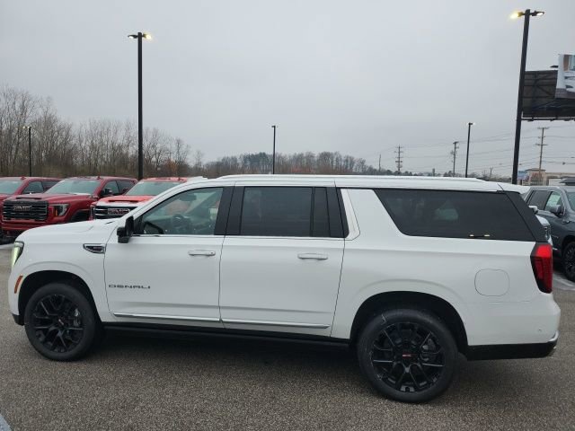 New 2026 GMC Yukon XL Denali w/ Sun & Power Step Package image 8