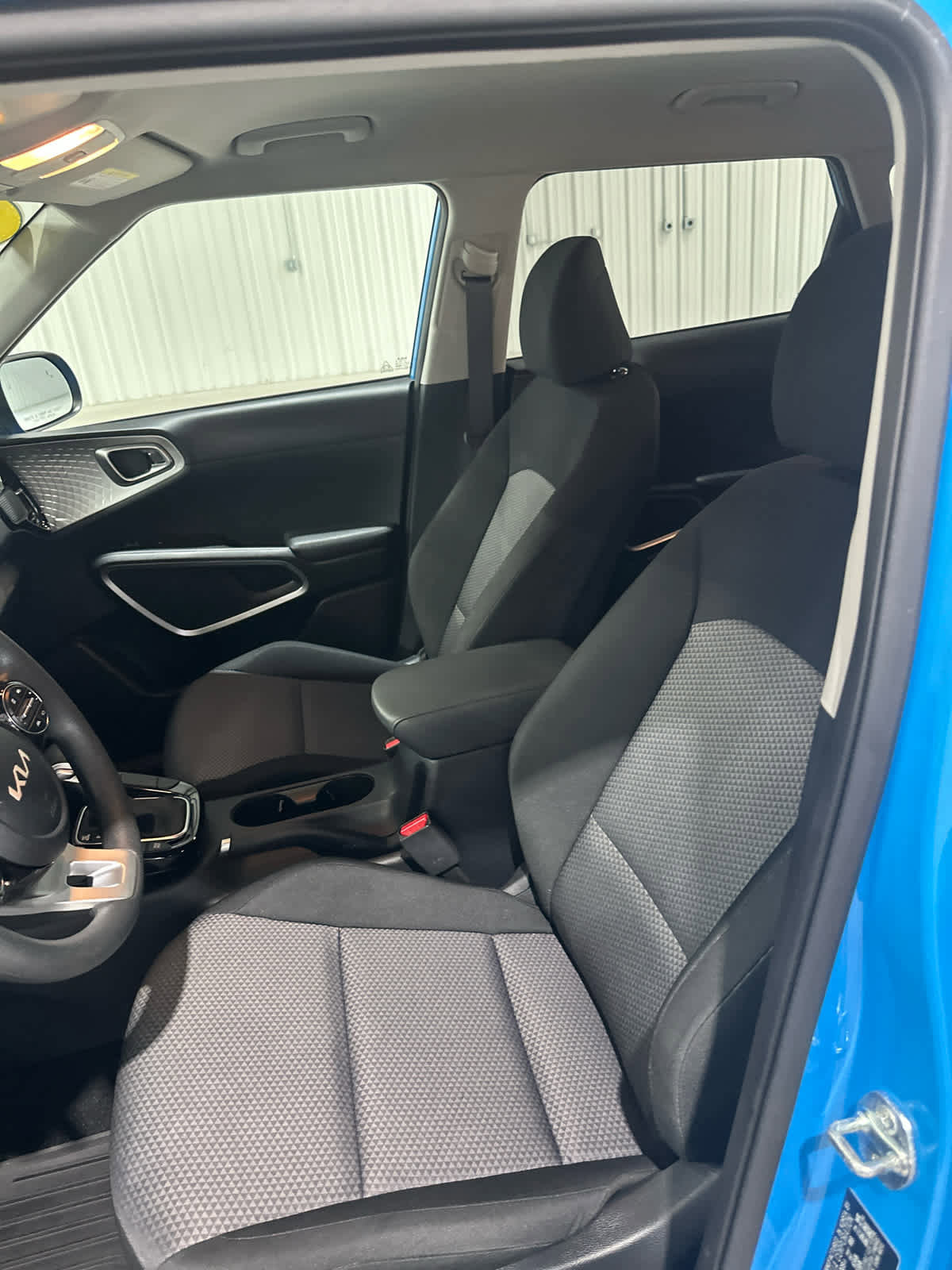 Used 2025 Kia Soul S FWD image 15
