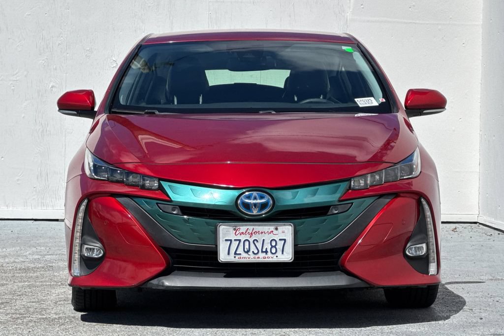 Used 2017 Toyota Prius Prime Advanced FWD image 8