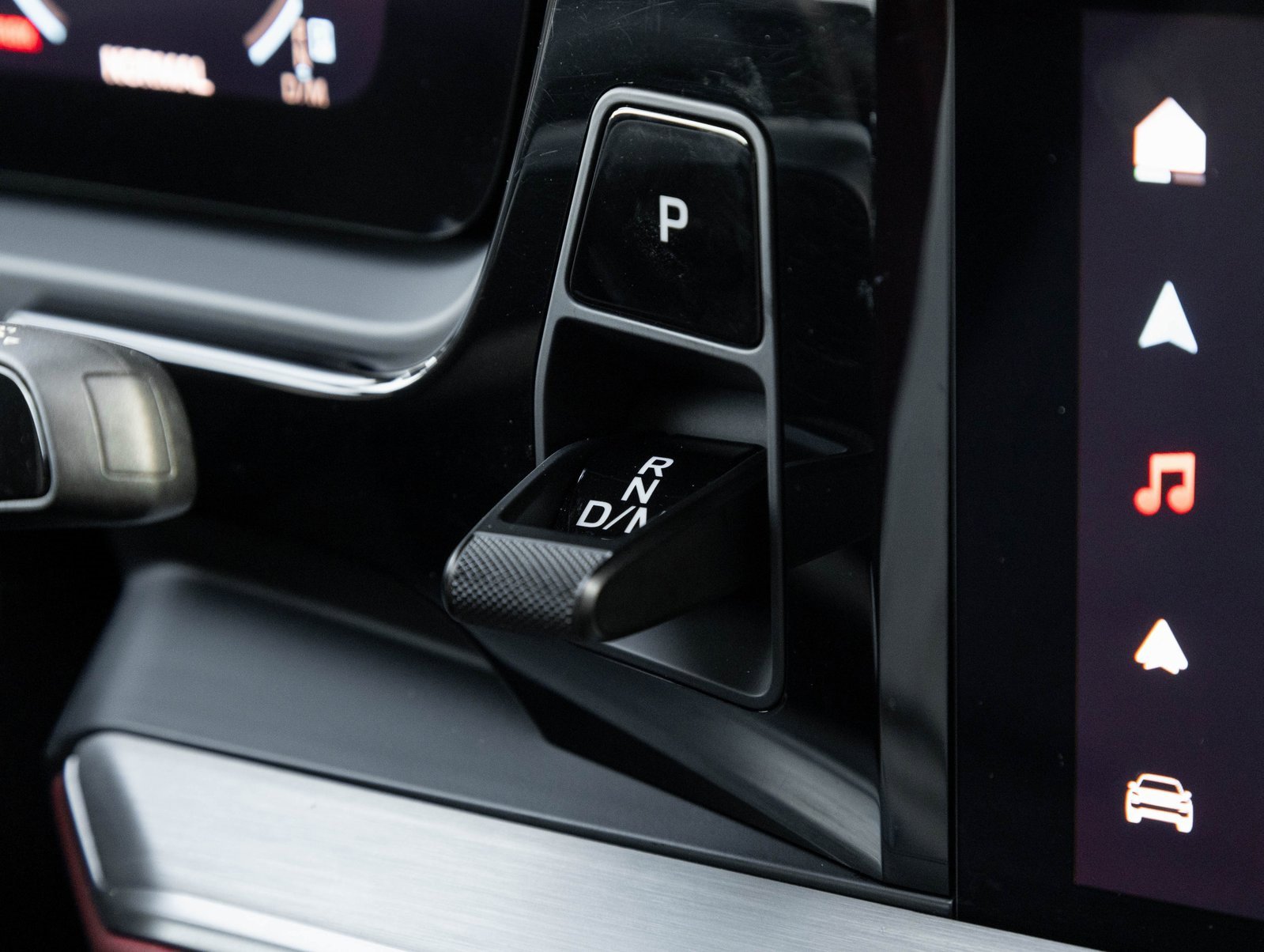 Certified 2024 Porsche Cayenne Turbo GT image 18